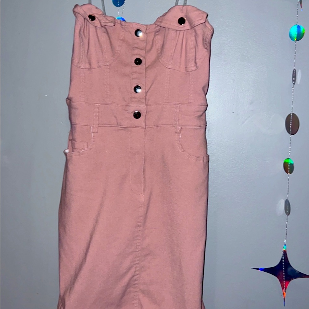 it’s from haute monde , it’s a medium , and a very pretty pink/purple.